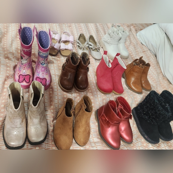 Girl Boots Size 8 (11pairs) - Picture 1 of 5